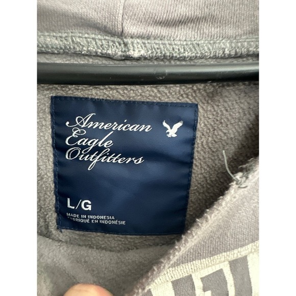 American eagle outfitters sweater shirt - Picture 2 of 3